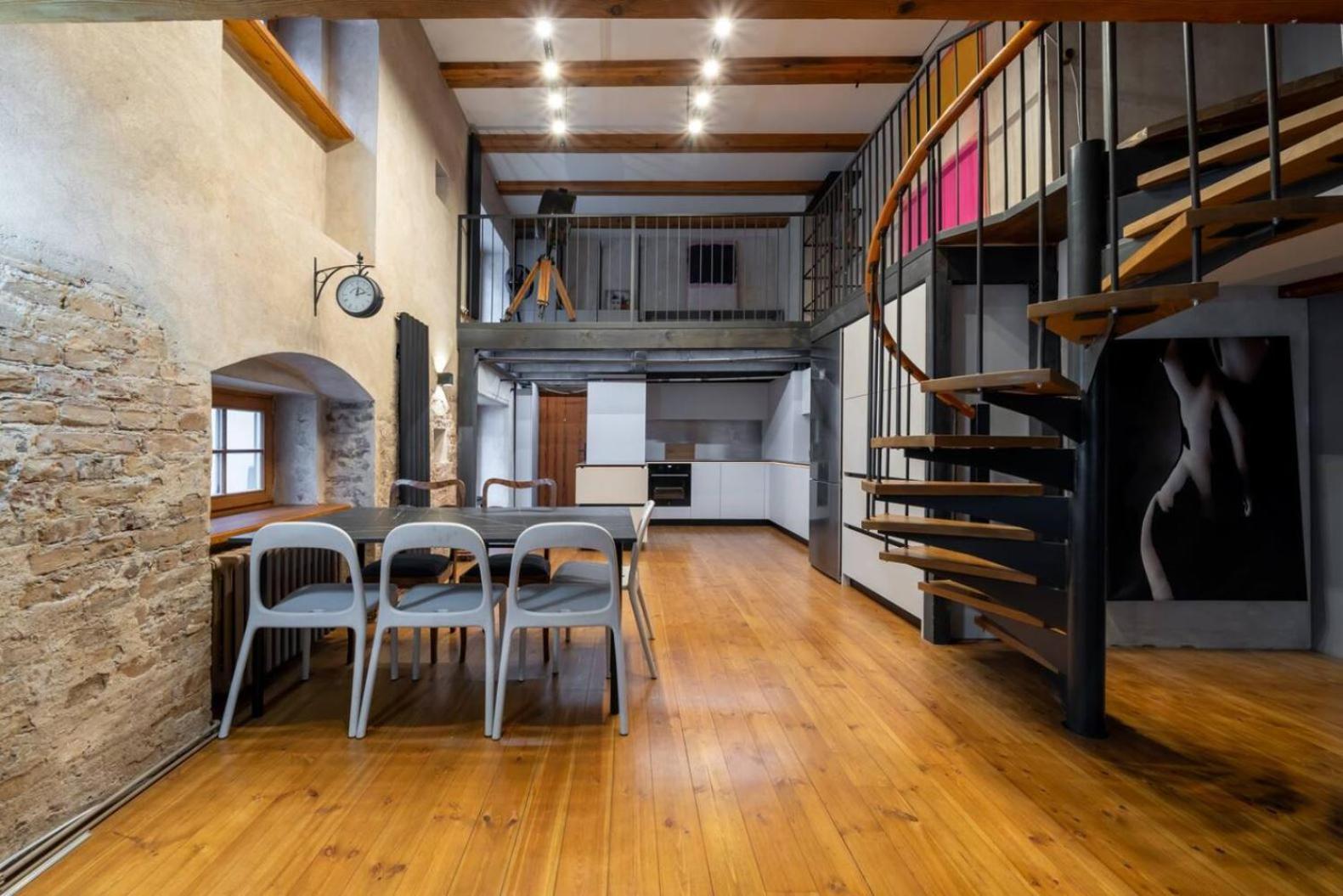 Appartamento Old Town Loft Duplex, 24h7d Self Check In Loft
