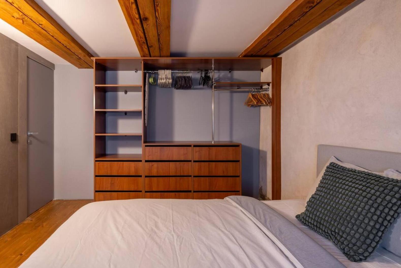 Appartamento Old Town Loft Duplex, 24h7d Self Check In Loft Riga