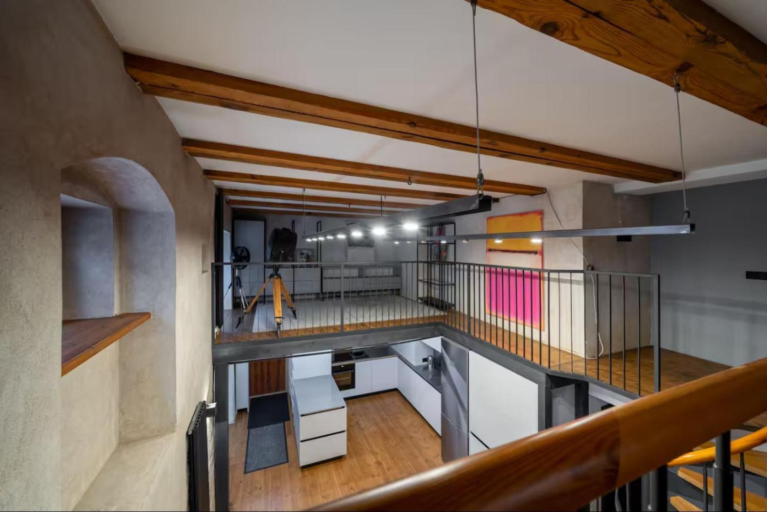 Old Town Loft Duplex, 24h7d Self Check In Loft Appartamento